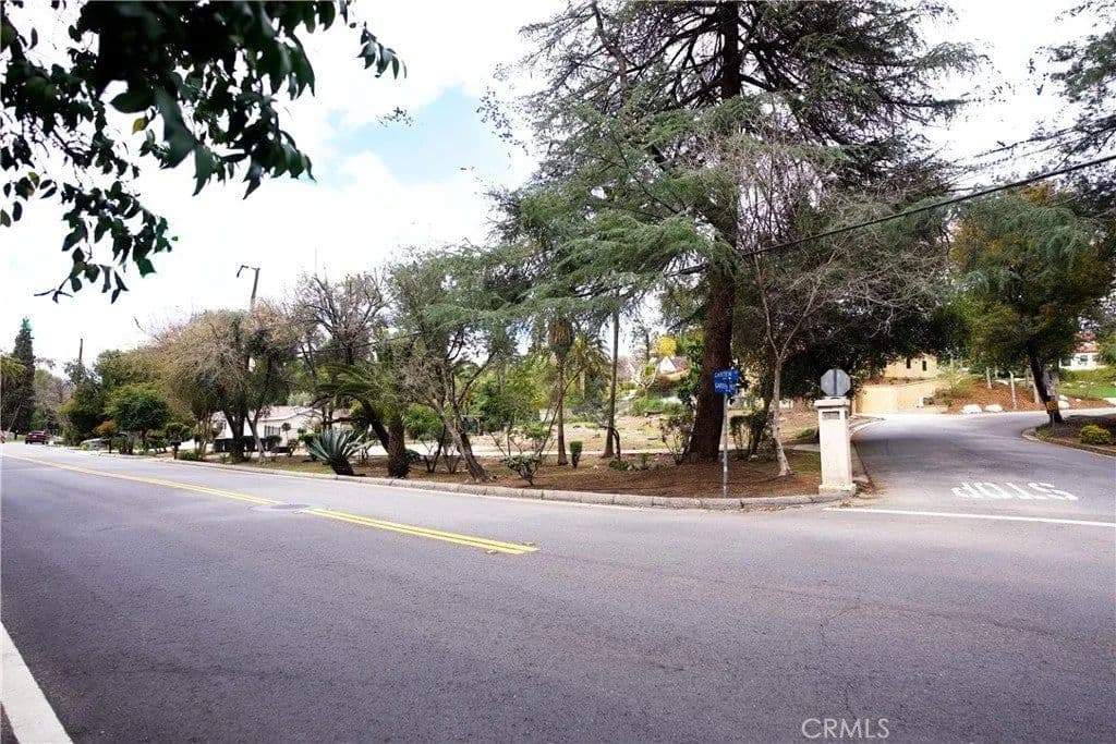 Lots & Land-Other in Redlands - Redlands, California, 92373