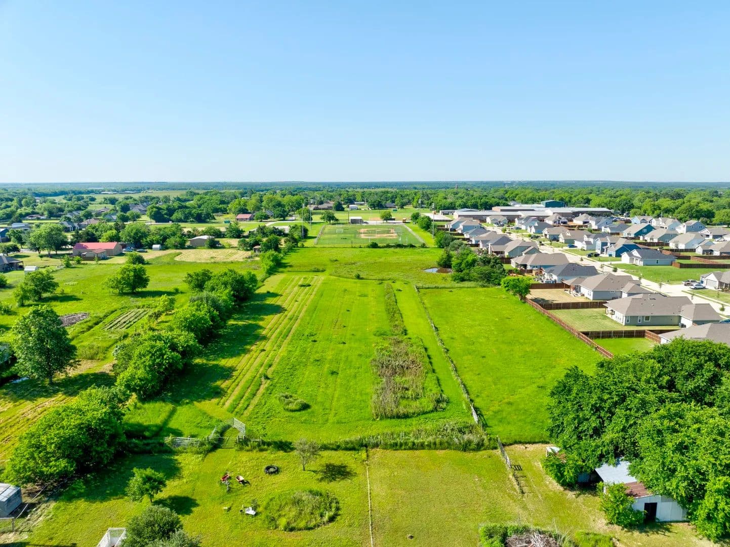 Property from 305 Swaha Drive - KW - Tioga, Texas, 76271