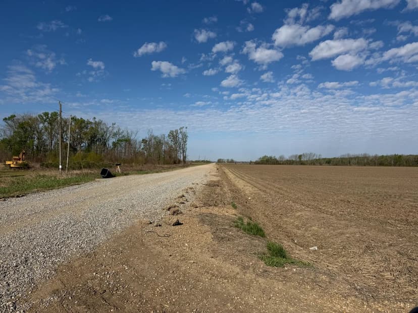 LA - Madison 280 acres +/-