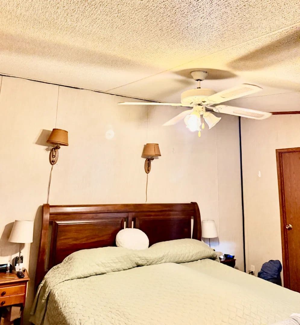 A Home on 5 Acres in in La Salle County, MS  - Jena, Louisiana, 71342