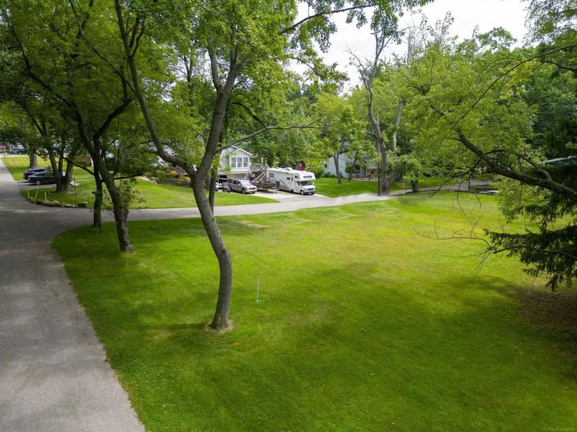 Lots & Land-Other in West Bloomfield