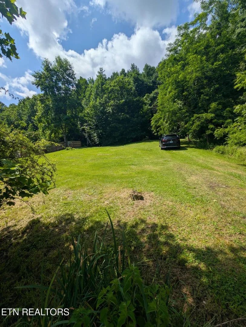 Property from 0 Bowling Rd - KW - Middlesboro, Kentucky, 40965