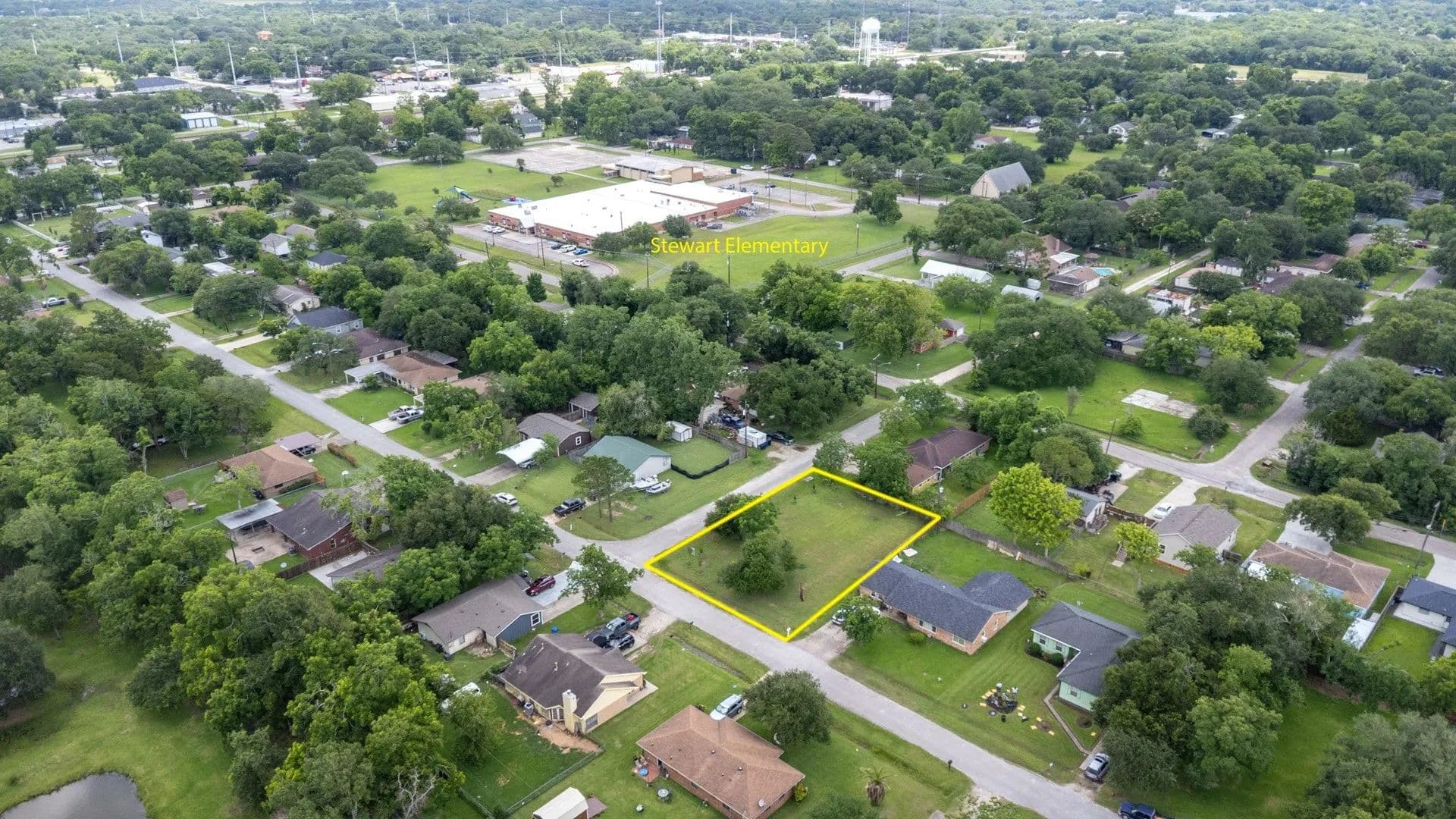 Lots & Land-Other in Hitchcock - Hitchcock, Texas, 77563