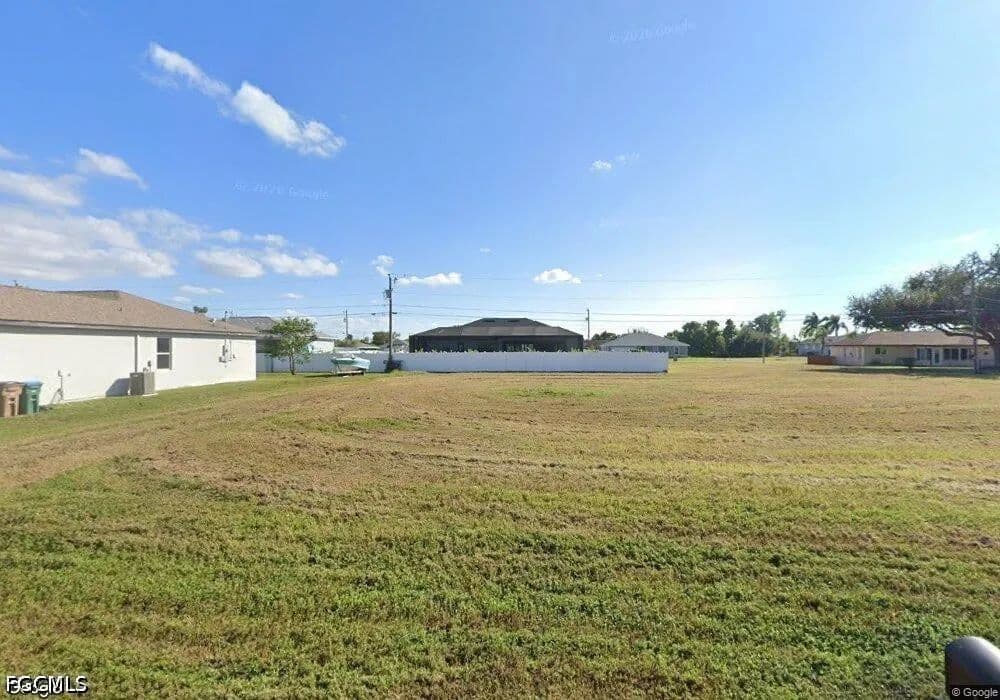 Property from 622 SE 1st Street - KW - Cape Coral, Florida, 33990