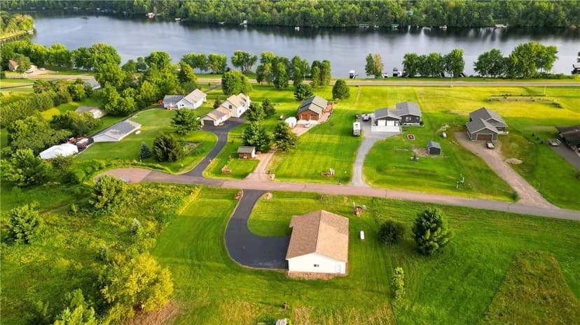 Lots & Land-Other in Holcombe