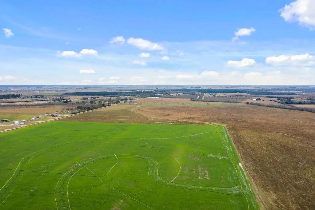 Lots & Land-Other in Iowa - Iowa, Louisiana, 70647