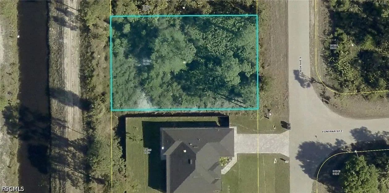 Lots & Land-Other in Lehigh Acres - Lehigh Acres, Florida, 33974