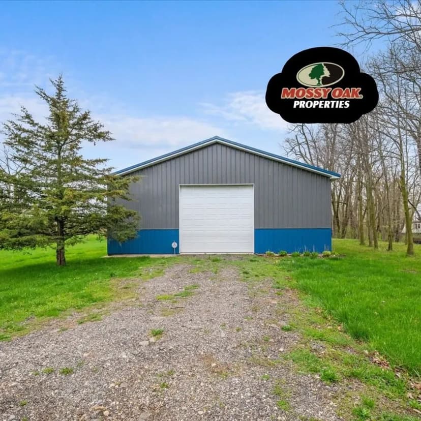 36X48 Pole Barn on approximately Acre