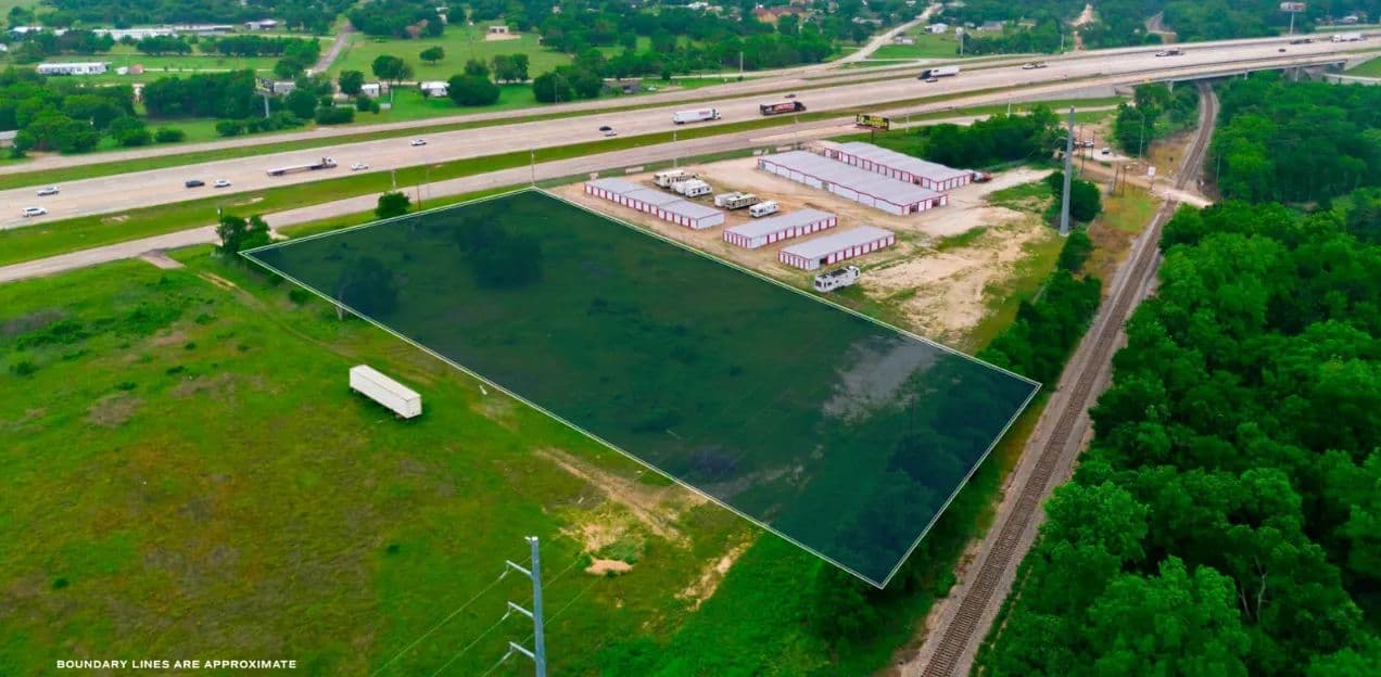 Land -Industrial in Bruceville - Bruceville, Texas, 76630