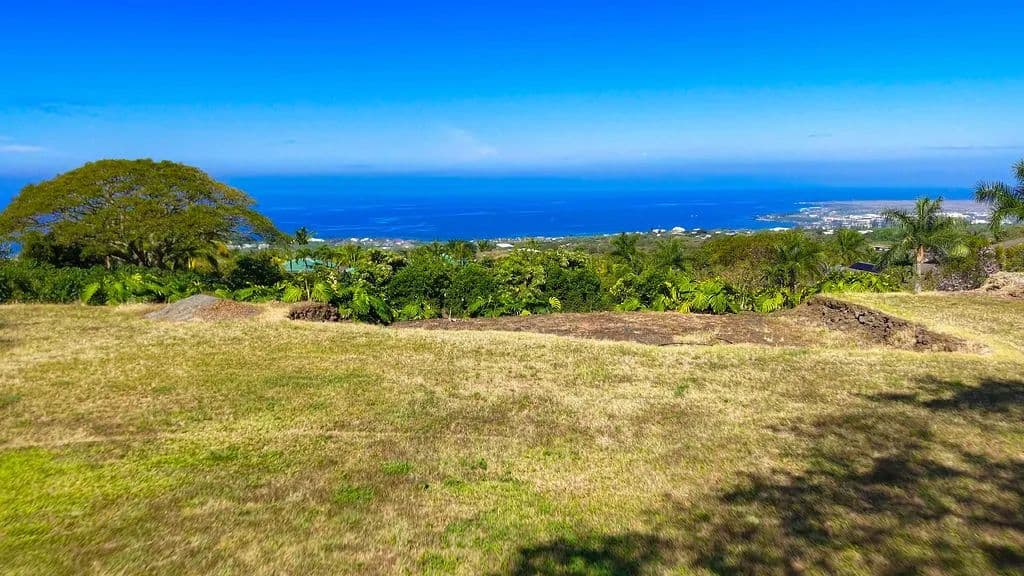 Vacant Land in Kailua Kona - Hawaii, 96740