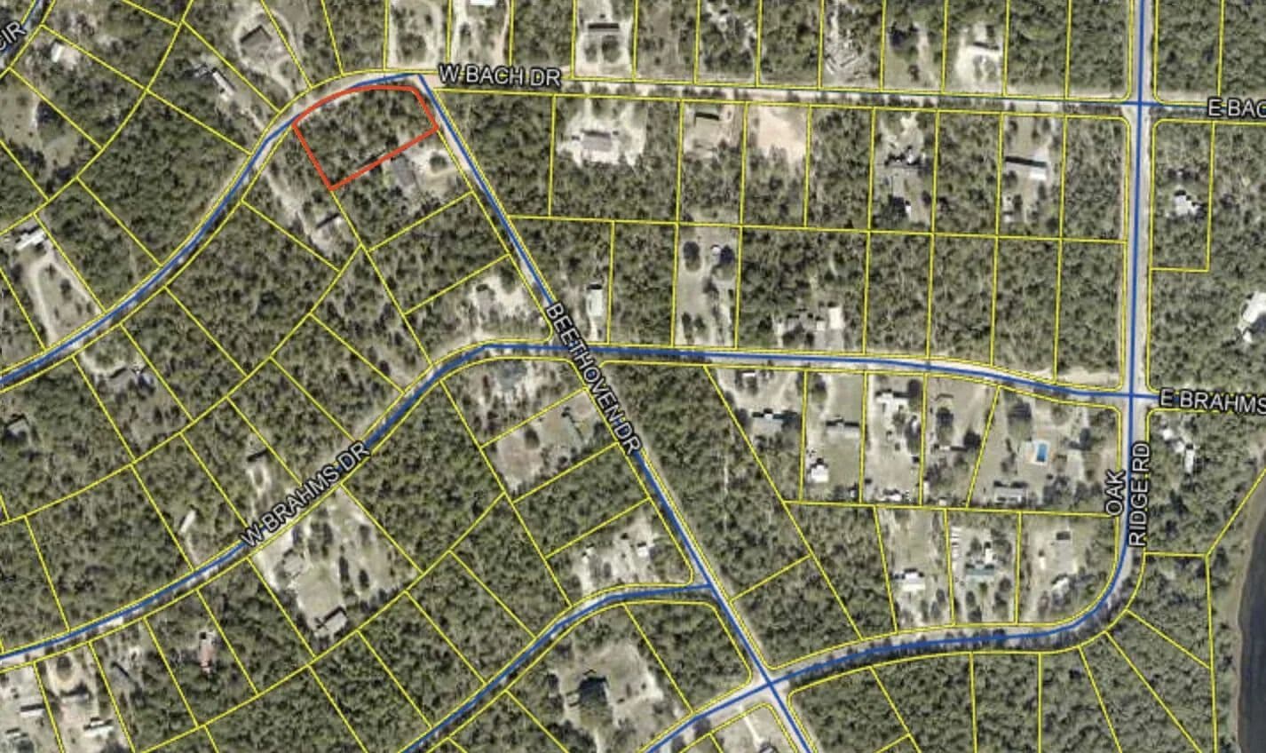 Vacant Land in DeFuniak Springs - Defuniak Springs, Florida, 32433