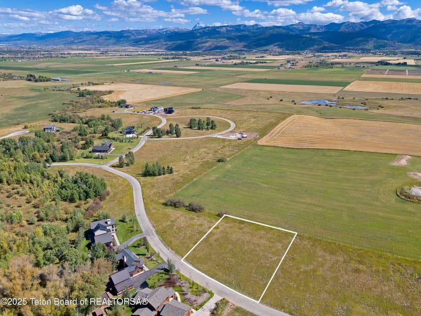 Lots & Land-Other in Victor