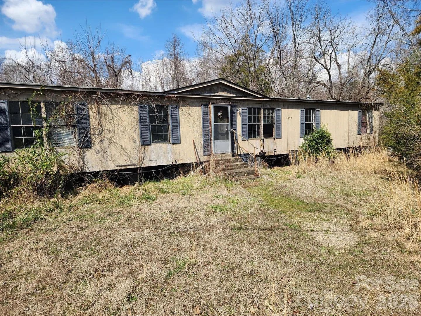 Lots & Land-Other in Newton - Newton, North Carolina, 28658