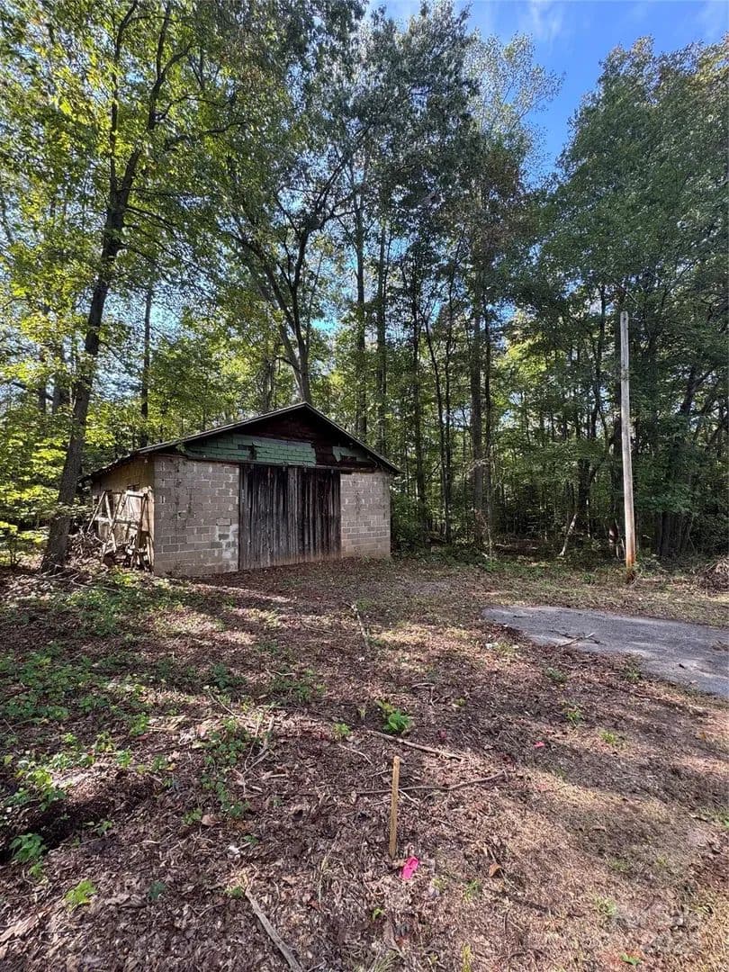 Property from 5569 Wilkesboro Highway #1 - KW