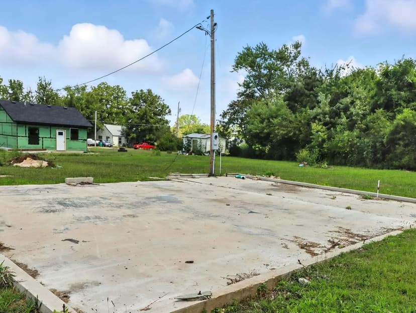 Property from 426/432 E South Street - KW