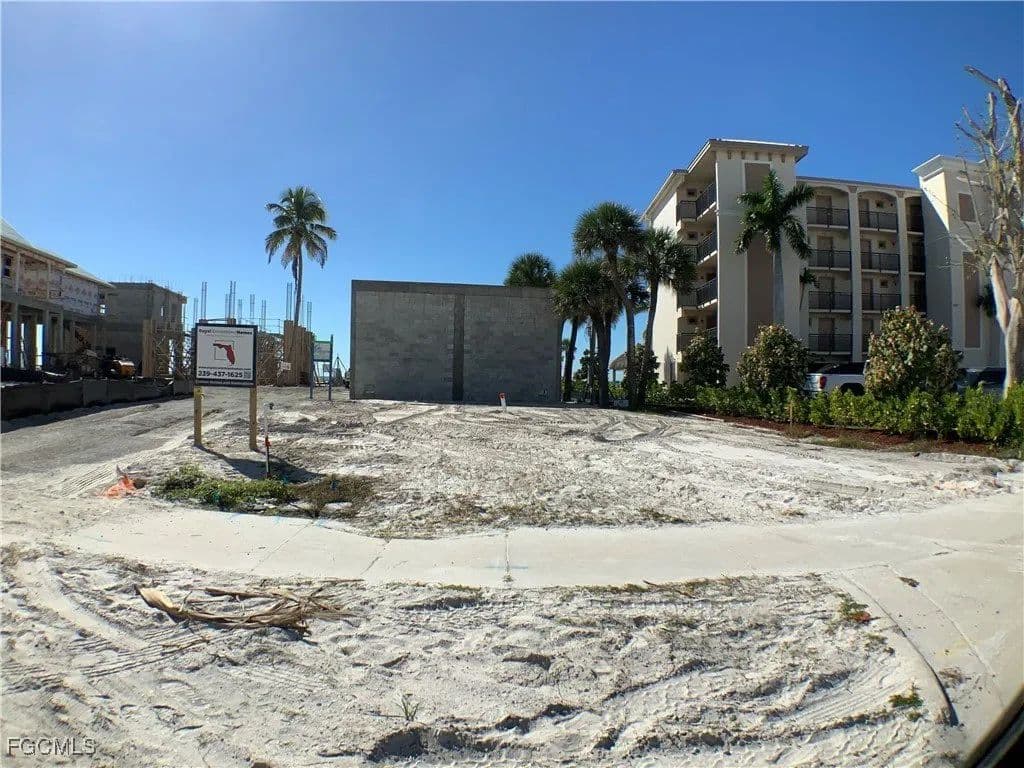 Lots & Land-Other in Fort Myers Beach - Fort Myers Beach, Florida, 33931