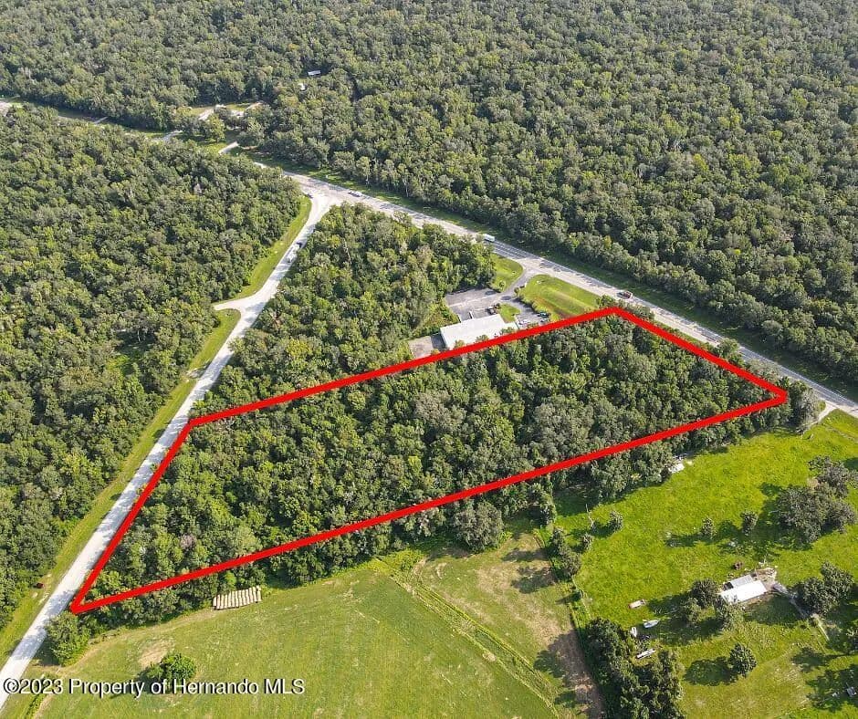 7.8 Acres of Land for Sale in Brooksville, FL - Brooksville, Florida, 34601