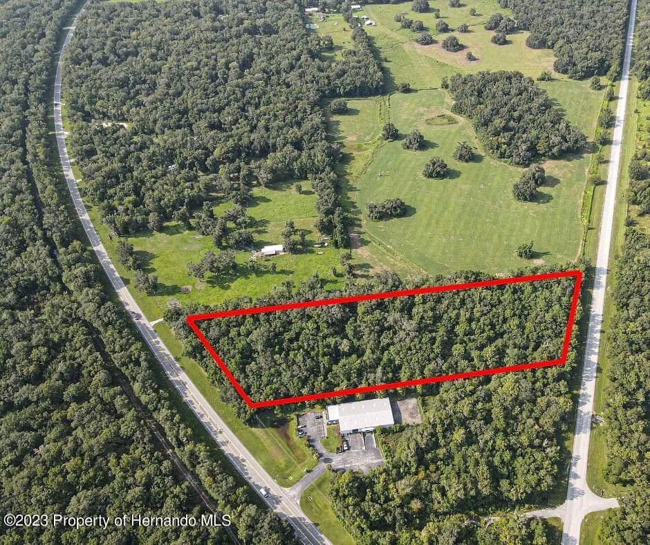 7.8 Acres of Land for Sale in Brooksville, FL in Brooksville, Florida - photo 2