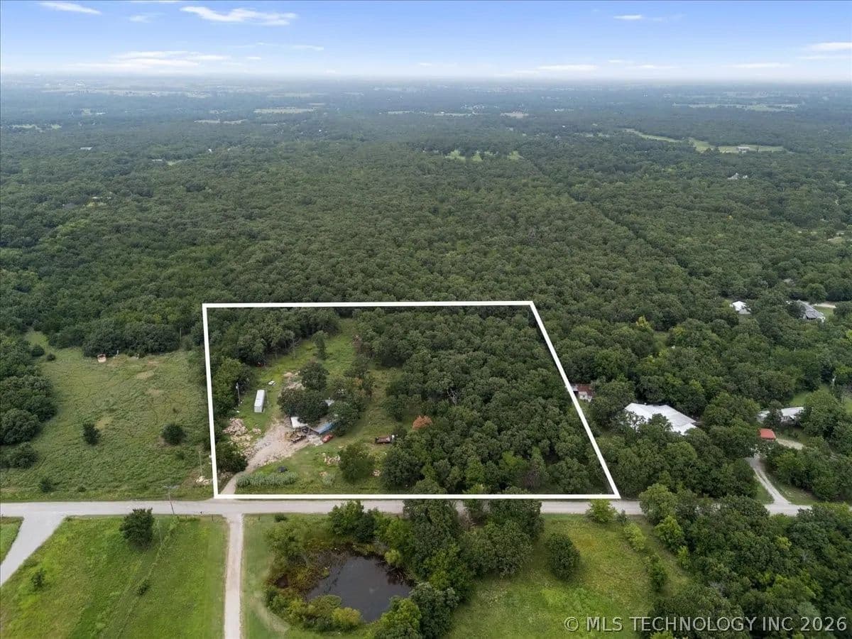 4.6 Acres of Land for Sale in Mounds, OK - Mounds, Oklahoma, 74047