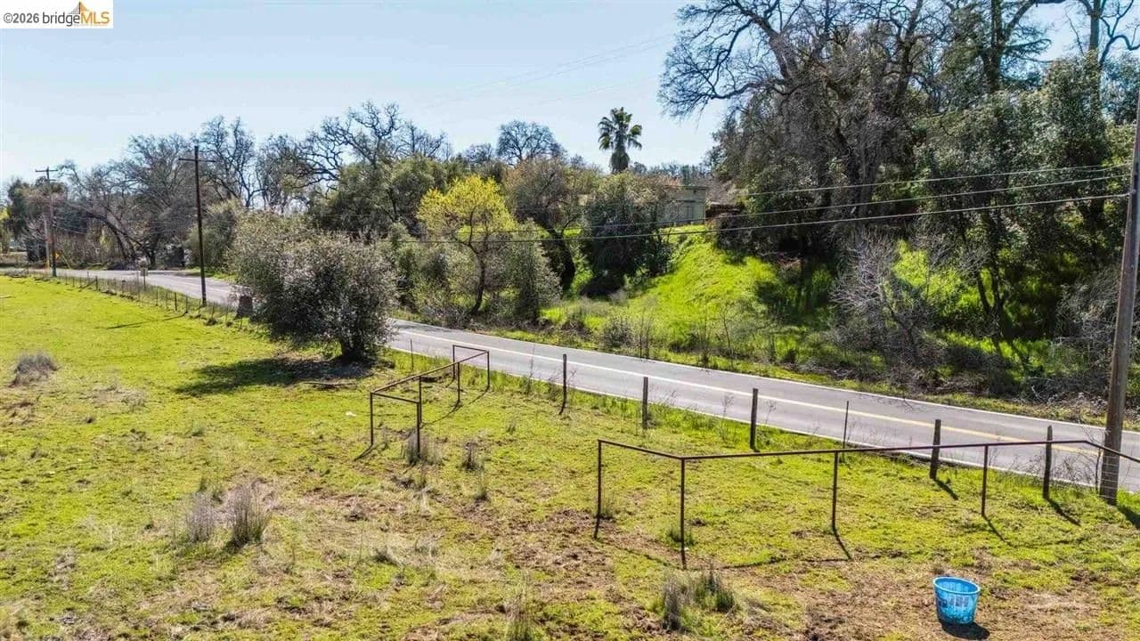Lots & Land-Other in Jamestown - Jamestown, California, 95327