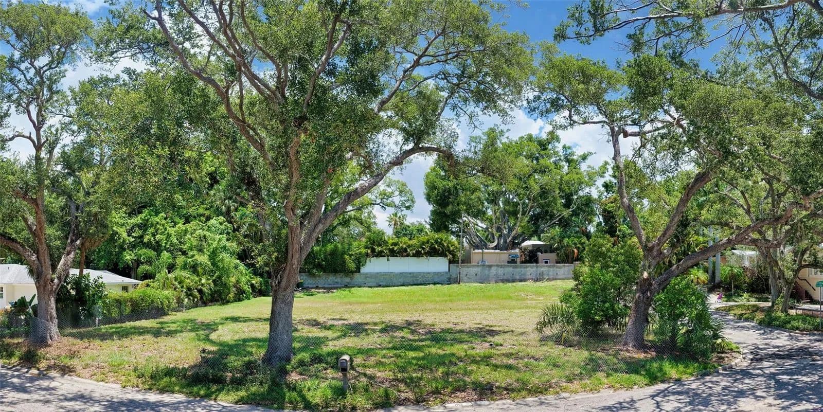 0.33 Acres of Land for Sale in SARASOTA, FL - land for sale