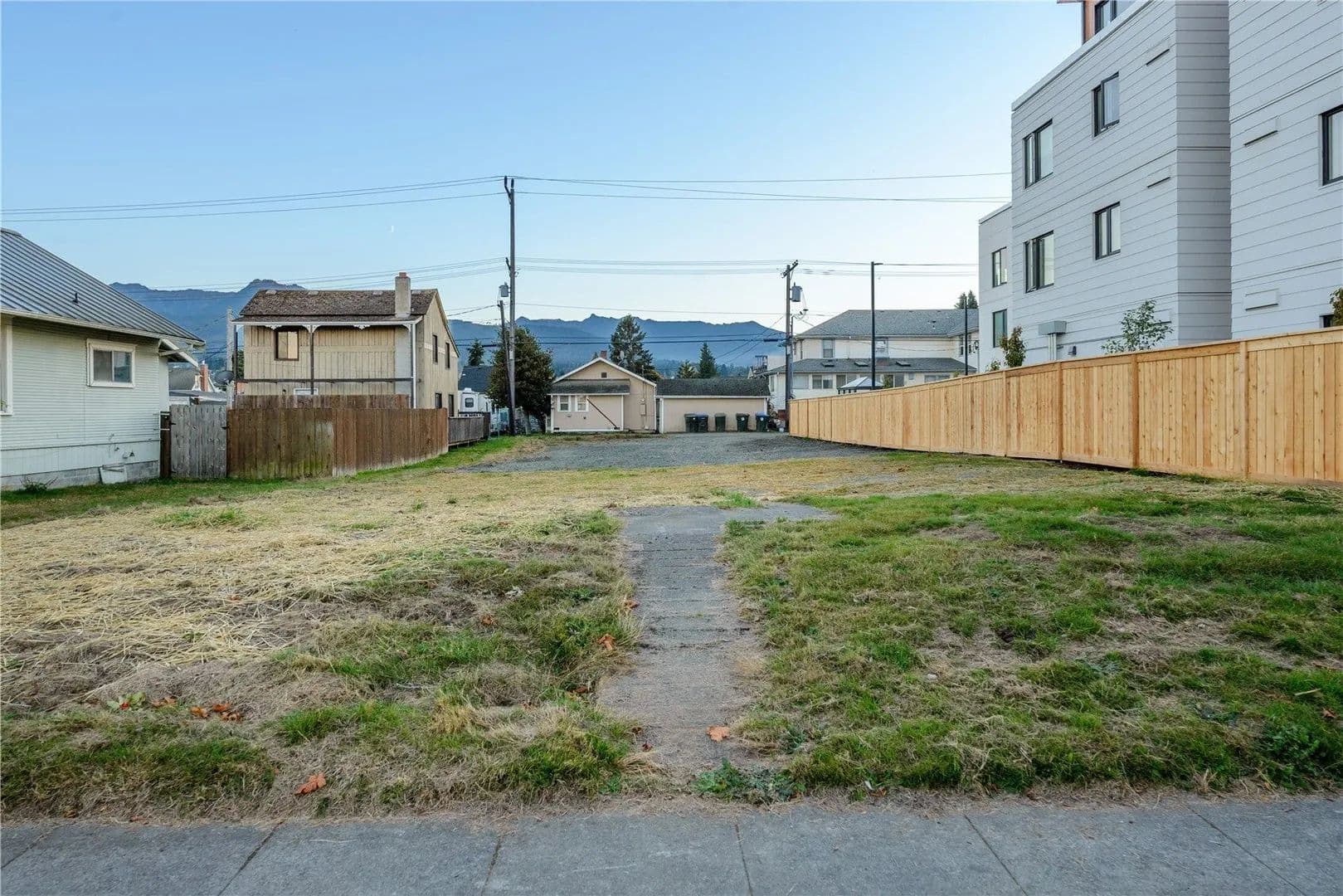 Lots & Land-Other in Port Angeles - Port Angeles, Washington, 98362
