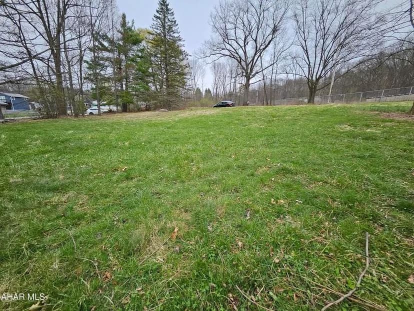 Land -Agricultural (Not Zoned) in Altoona