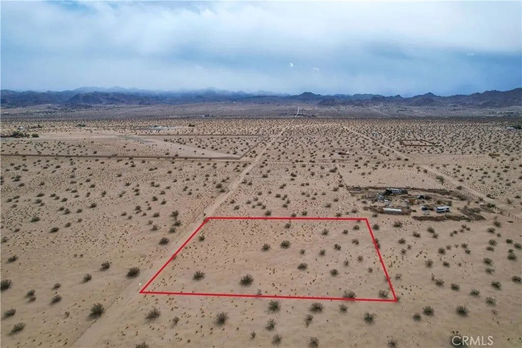 Lots & Land-Other in Joshua Tree - Joshua Tree, California, 92252