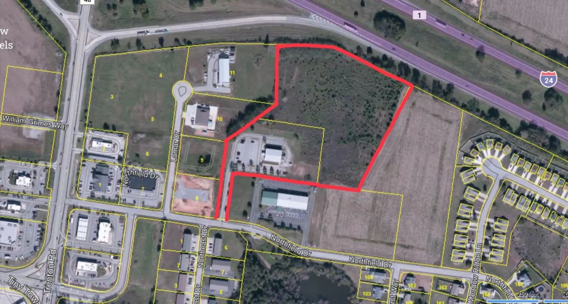 Land -Single Family Acreage in Clarksville - Clarksville, Tennessee, 37040
