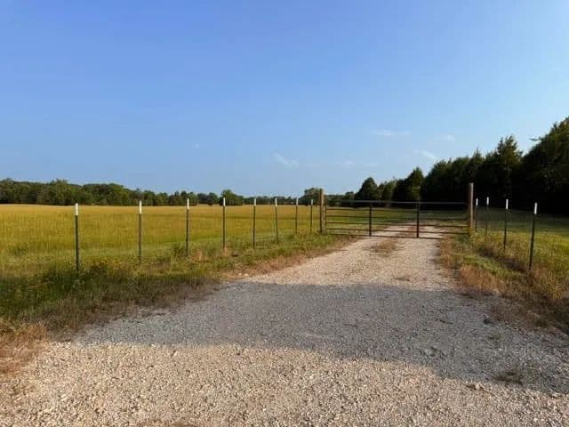28.1 Acres of Land for Sale in Eustace, TX - Eustace, Texas, 75124