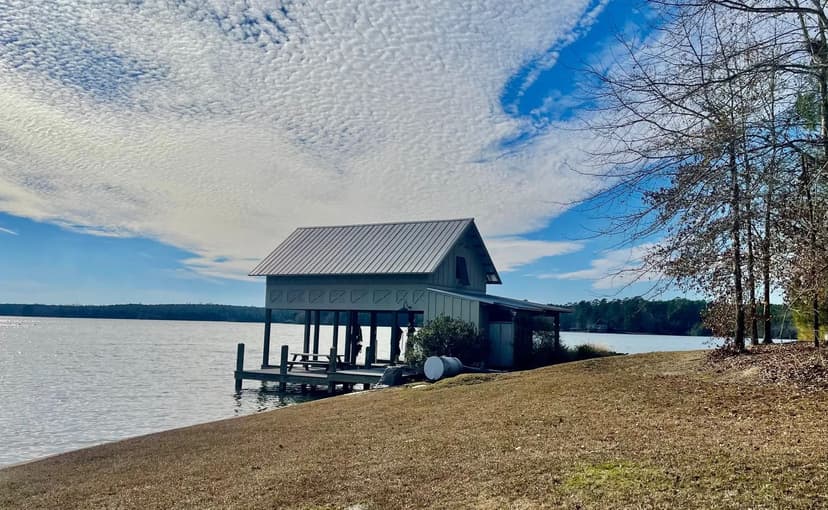 Big Bay Lake Boat House