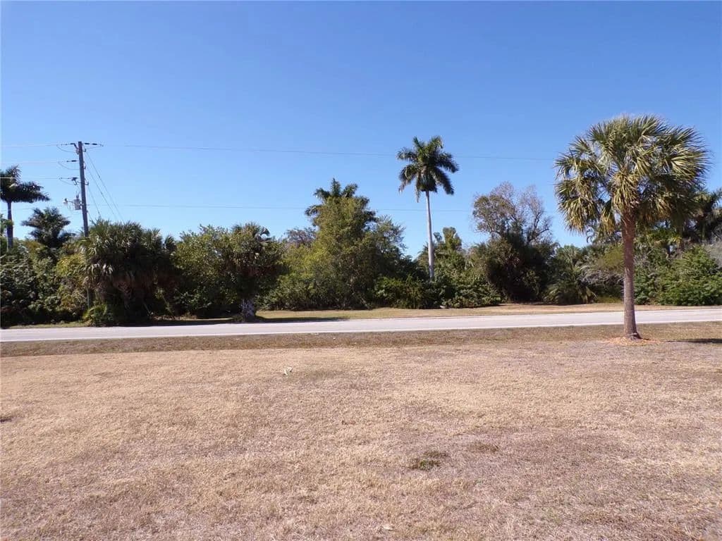 Vacant Land in Punta Gorda - Punta Gorda, Florida, 33950