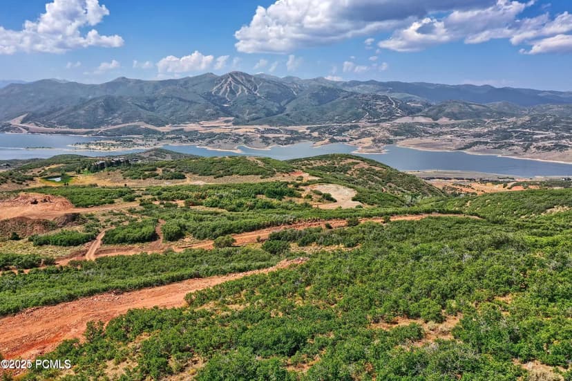 Vacant Land in Hideout