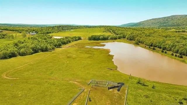 Lots & Land-Other in Red Oak