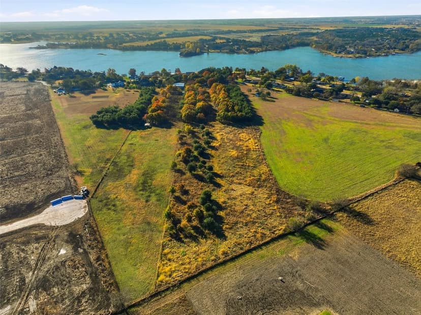 Property from TBD Lakeshore Drive - KW