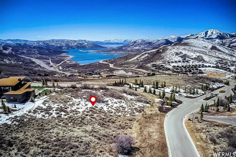 Property from 623 W PEACE TREE TRL #80 - KW