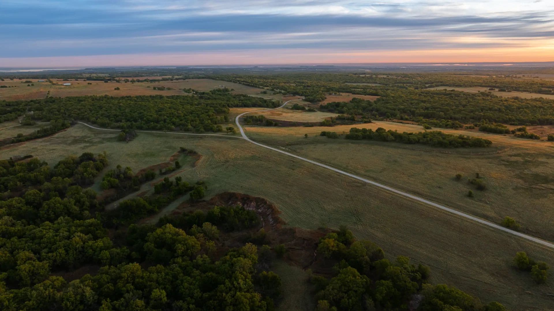 Comanche Winds - Bridgeport, Texas, 76073