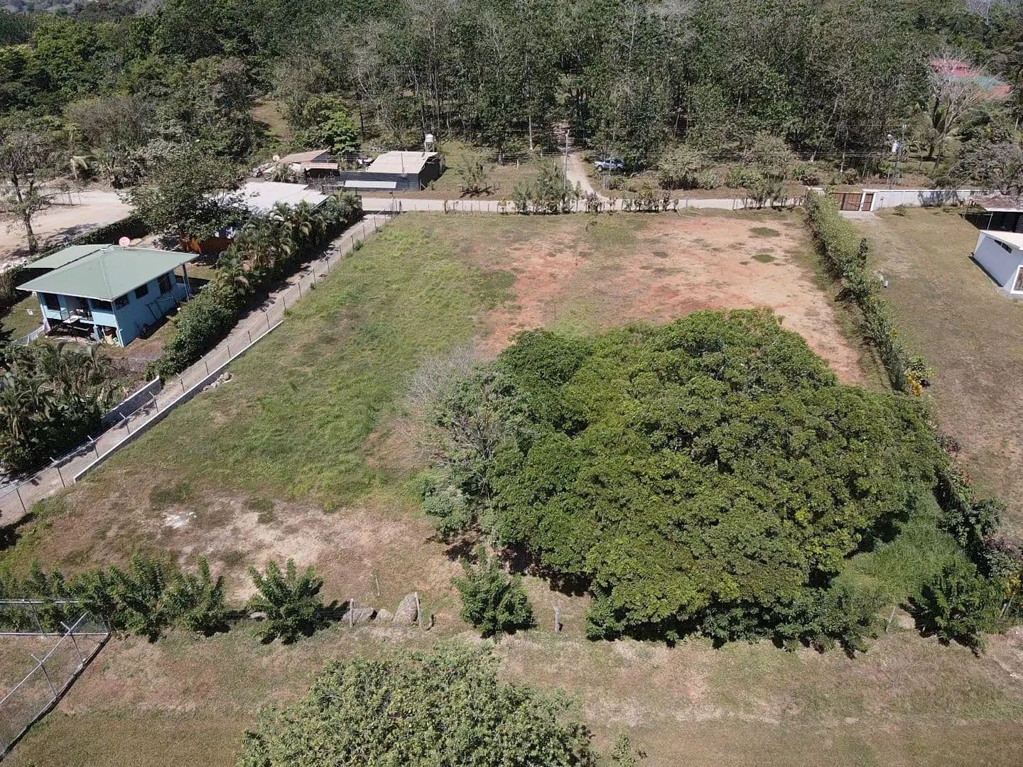 Lote plano en Las Delicias Cóbano - Costa Rica
