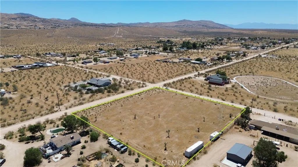 Vacant Land in Apple Valley - Apple Valley, California, 92308