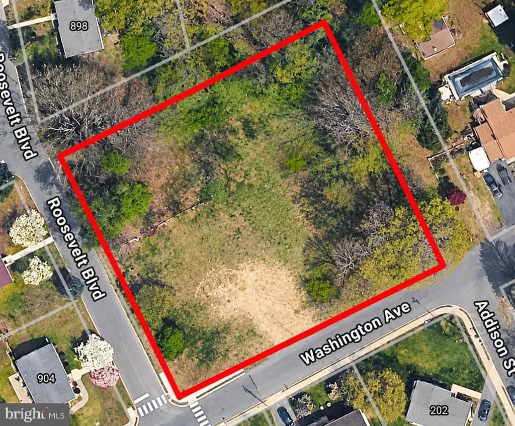 1.02 Acres of Land for Sale in CLAYTON, NJ - Clayton, New Jersey, 08312