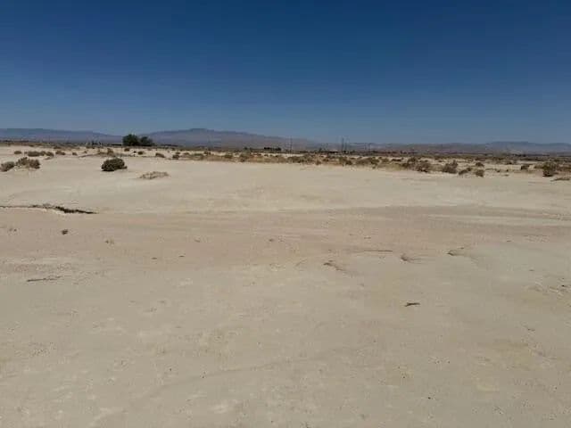 Lots & Land-Other in Lancaster - Lancaster, California, 93536
