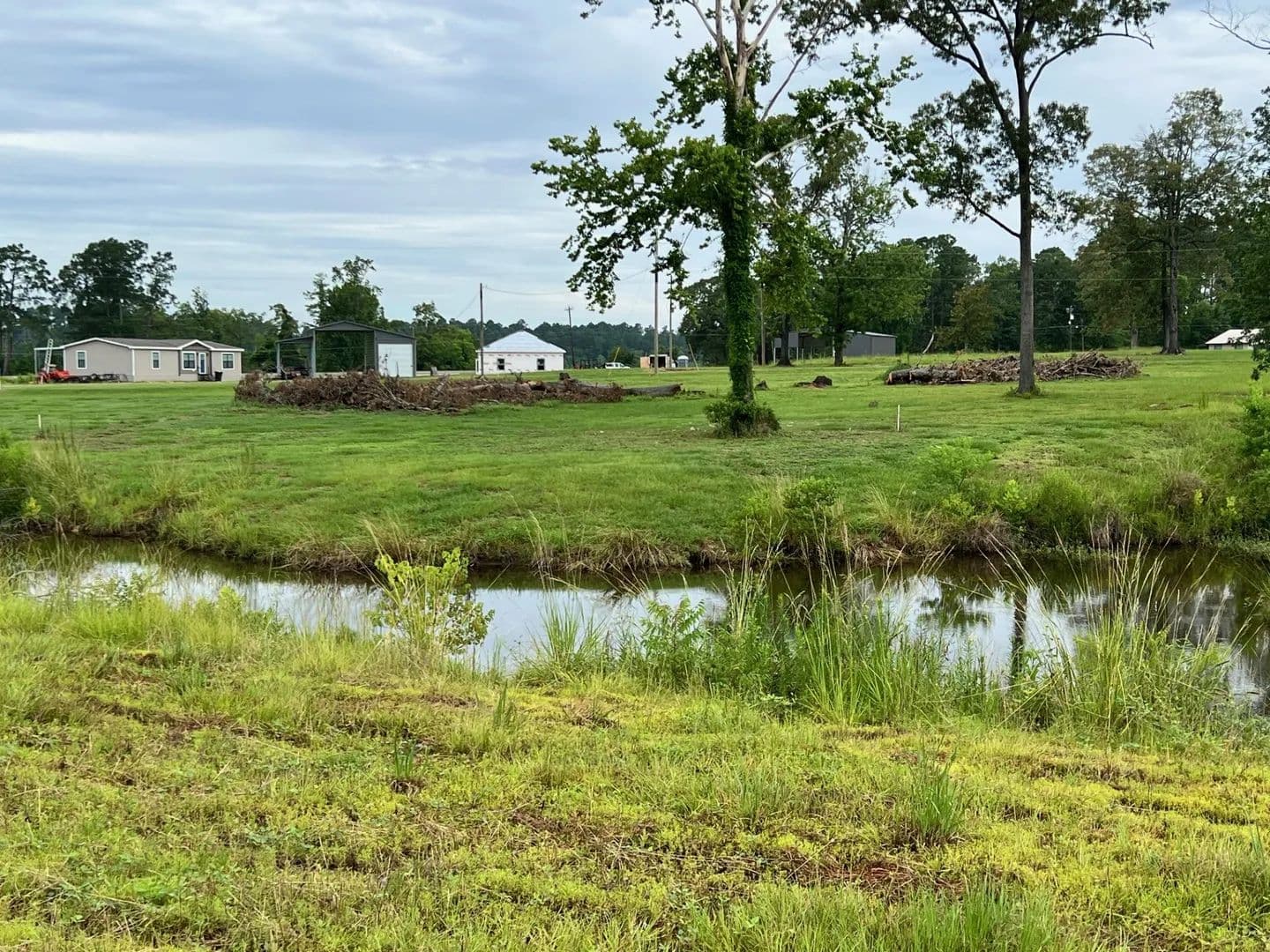 Lots & Land-Other in Many - Many, Louisiana, 71449