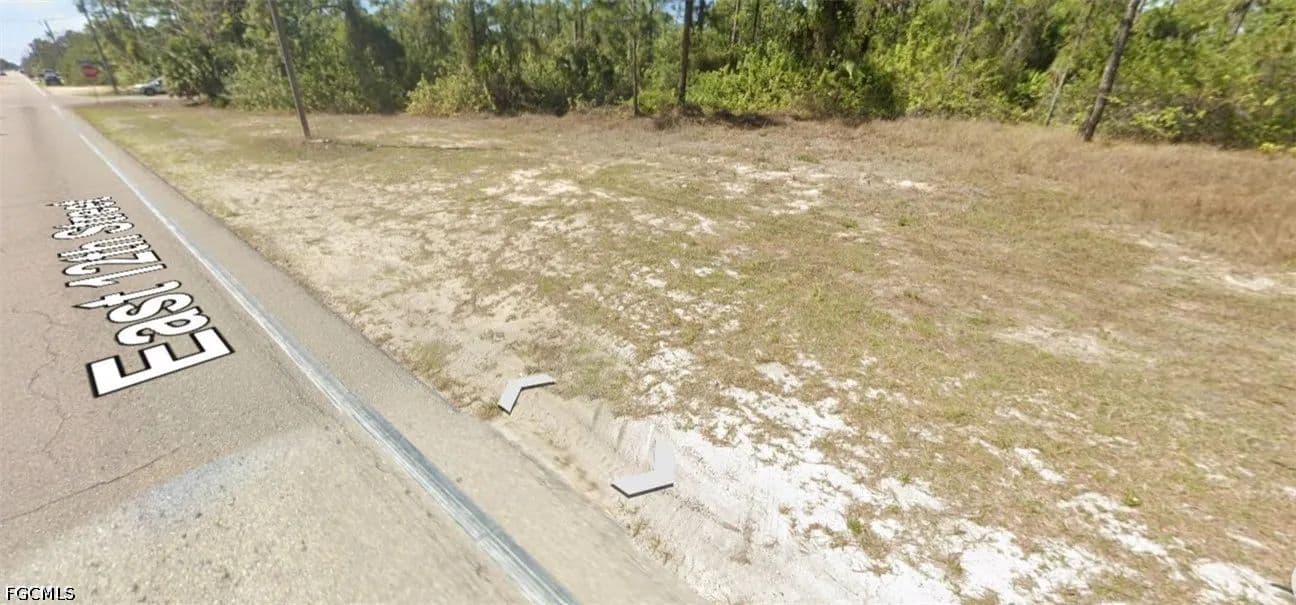 Vacant Land in Lehigh Acres - Lehigh Acres, Florida, 33972