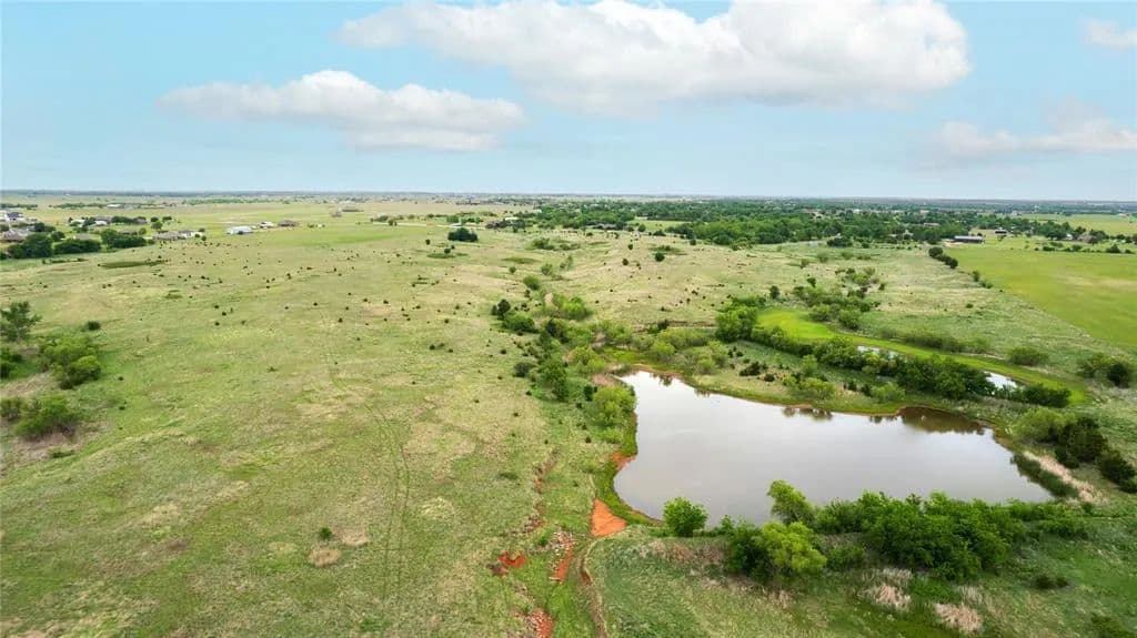 Property from NE Arrowhead Road - KW - Piedmont, Oklahoma, 73099