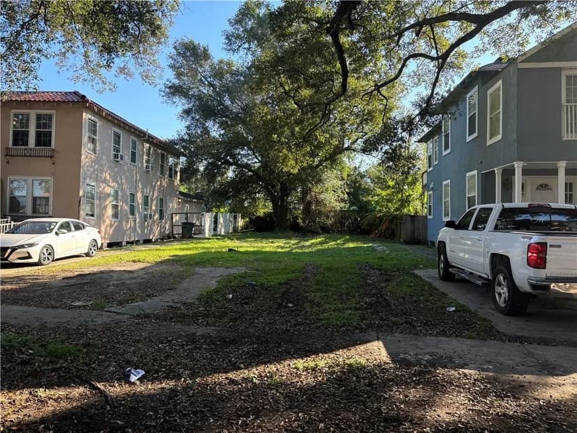 Property from 3419 LOUISIANA AVENUE Parkway - KW