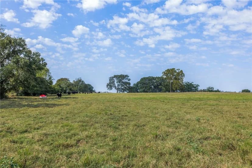 Property from Tract 4 Rolke Ranch Road - KW