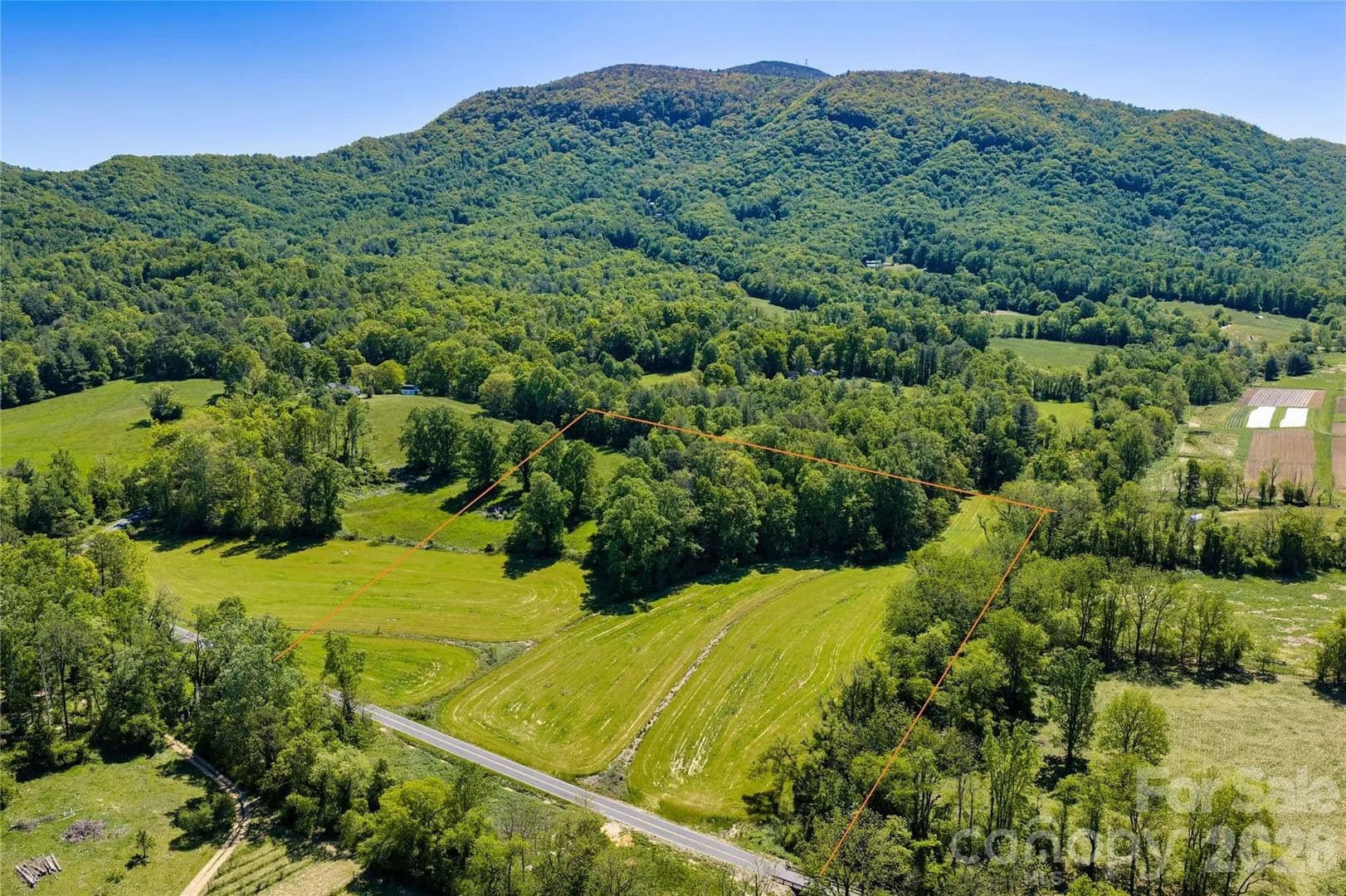 Vacant Land in Fairview - Fairview, North Carolina, 28730
