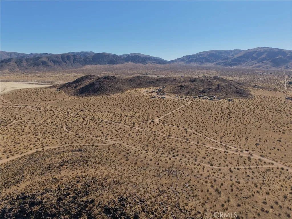 80 Acres of Land for Sale in Apple Valley, CA - Apple Valley, California, 92307