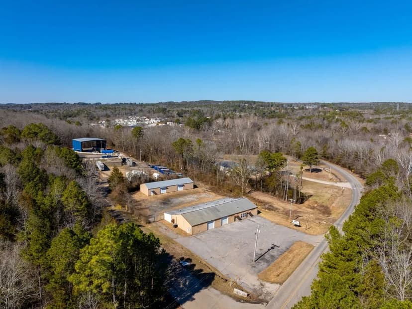 Commercial business at 150 Libby Road, Heber Springs, Arkansas