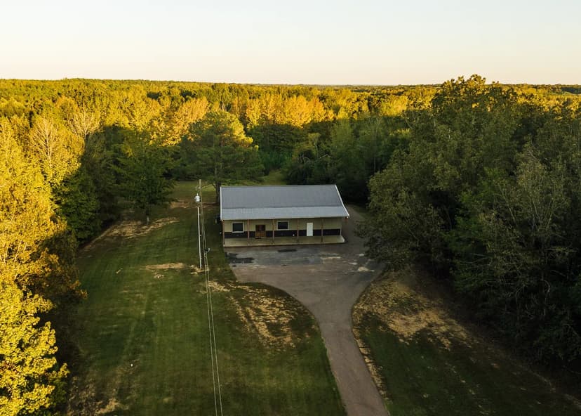 236.1 Acres with a Camp House in Panola County, MS 